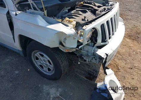 2010 Jeep Patriot Sport from USA, damaged, VIN 1J4NT2GB3AD553553